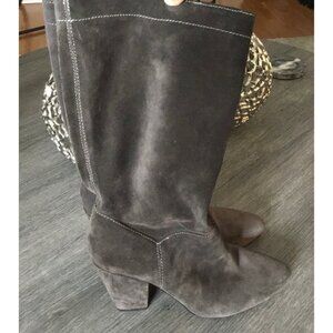 1 STATE MARIBEL CHARCOAL GREY SOFT SUEDE BOOTS SIZE 8 - 38 1/2